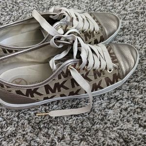 Michael Kors sneakers size 7